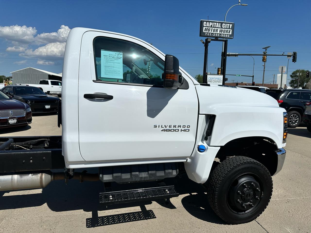 Chevrolet Silverado Medium Duty  2021