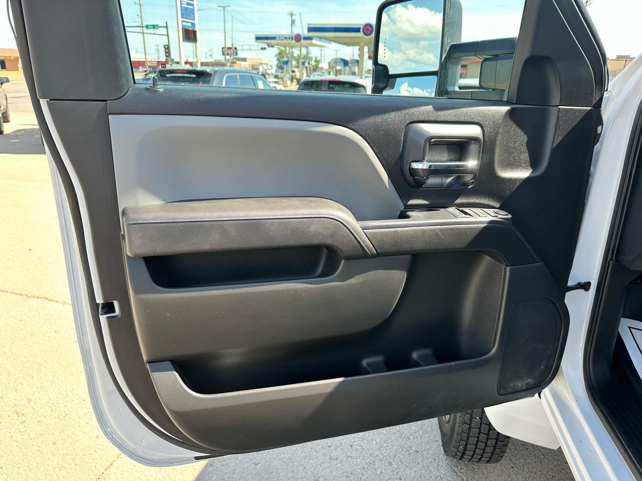 Chevrolet Silverado Medium Duty  2021