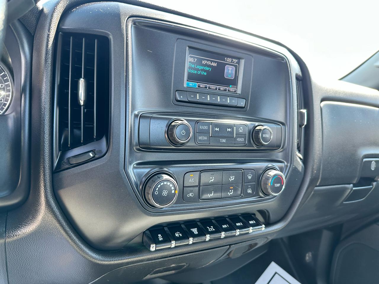 Chevrolet Silverado Medium Duty  2021