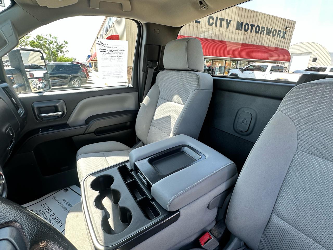 Chevrolet Silverado Medium Duty  2021