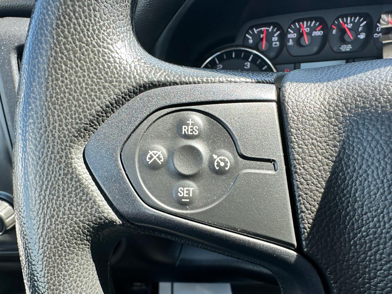 Chevrolet Silverado Medium Duty  2021