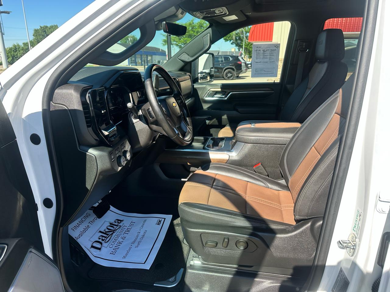 Chevrolet Silverado 3500HD High Country Crew Cab 4WD 2024
