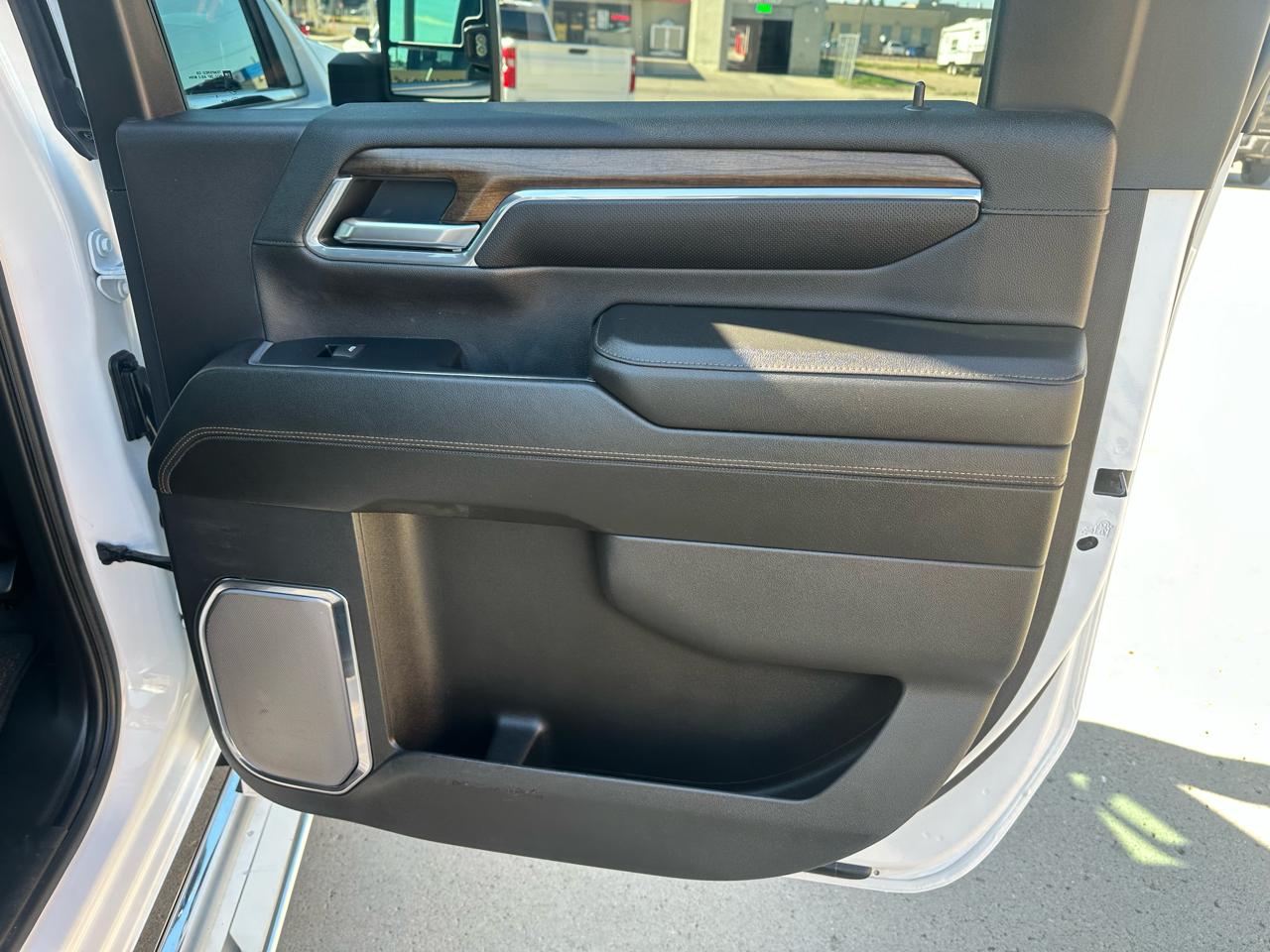 Chevrolet Silverado 3500HD High Country Crew Cab 4WD 2024