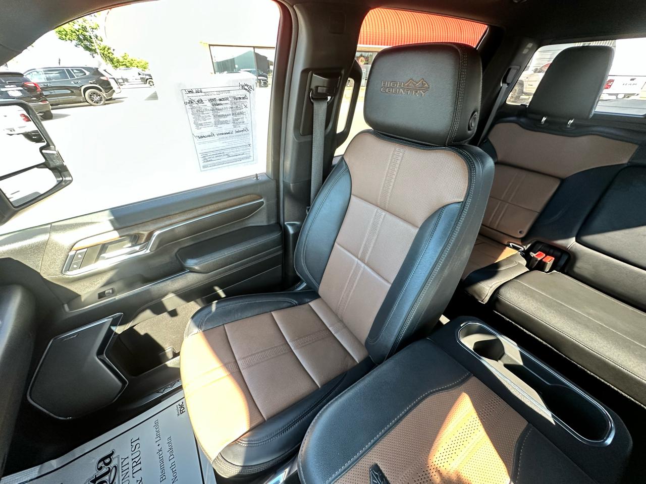 Chevrolet Silverado 3500HD High Country Crew Cab 4WD 2024