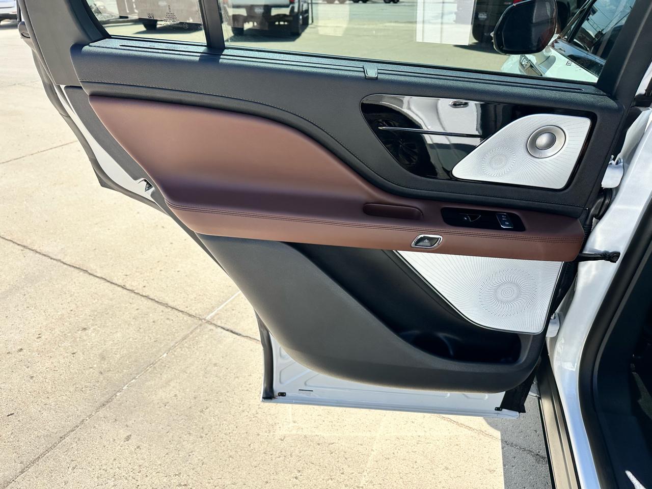 Lincoln Aviator  2025