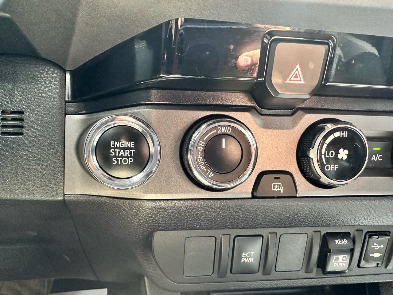 Toyota Tacoma SR5 Double Cab V6 2018
