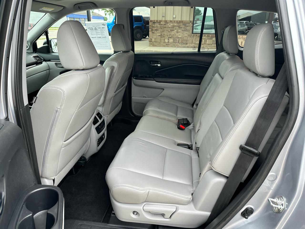 Honda Pilot Touring 4WD 2017