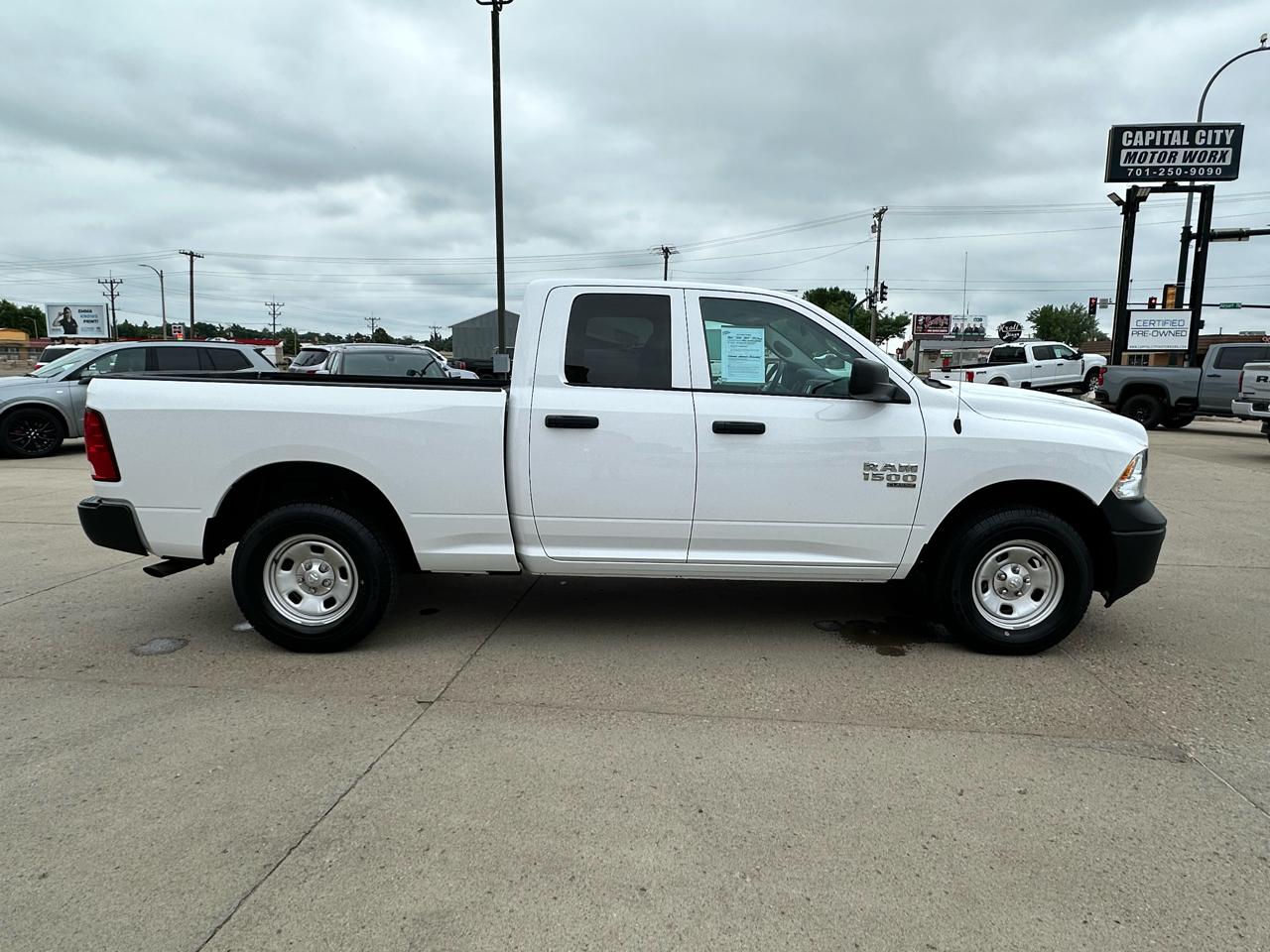 RAM 1500 Classic Tradesman Quad Cab 4WD 2019
