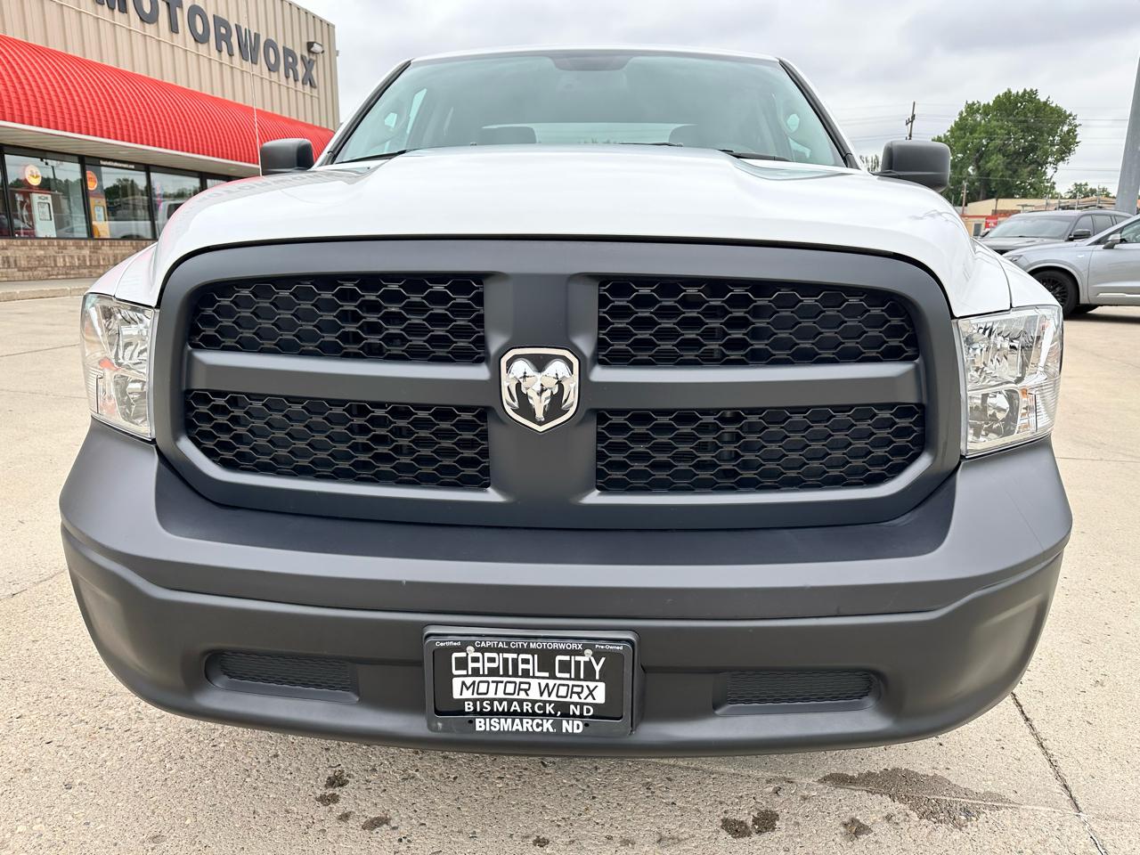 RAM 1500 Classic Tradesman Quad Cab 4WD 2019
