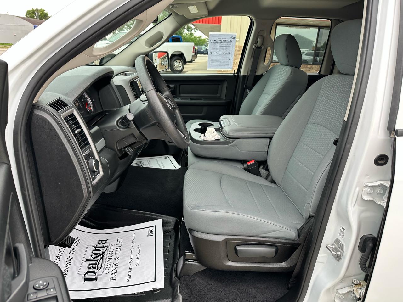 RAM 1500 Classic Tradesman Quad Cab 4WD 2019