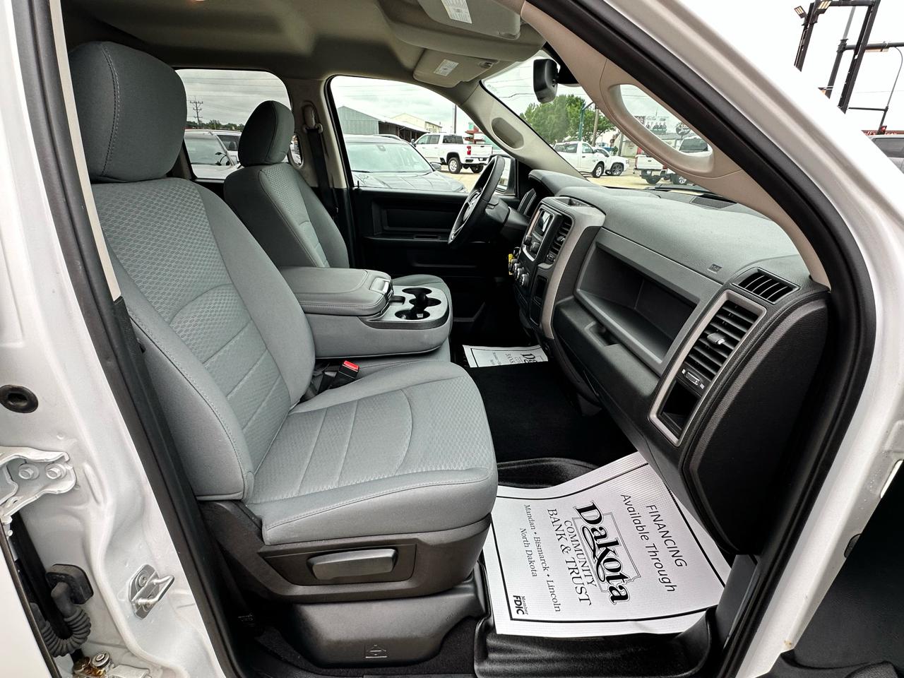 RAM 1500 Classic Tradesman Quad Cab 4WD 2019