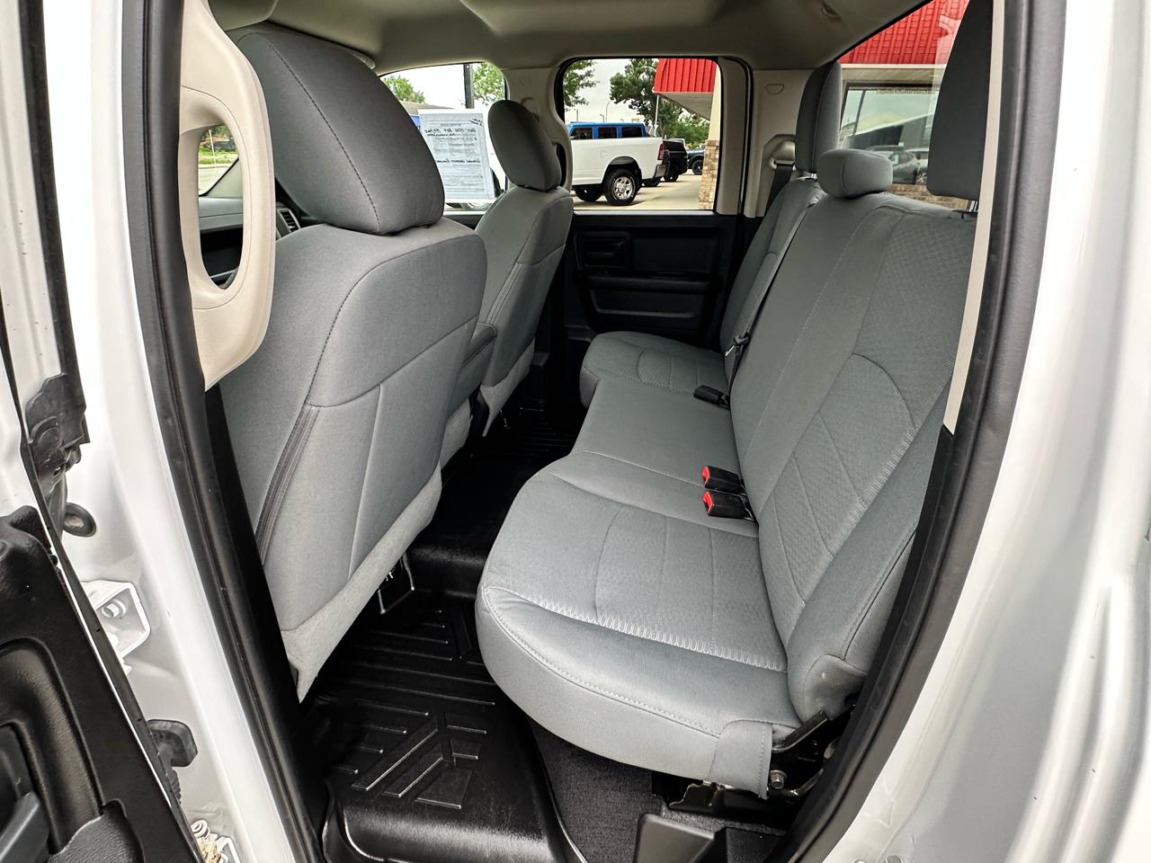 RAM 1500 Classic Tradesman Quad Cab 4WD 2019