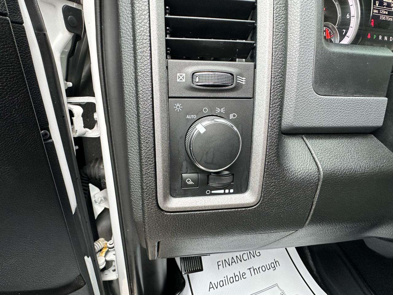 RAM 1500 Classic Tradesman Quad Cab 4WD 2019