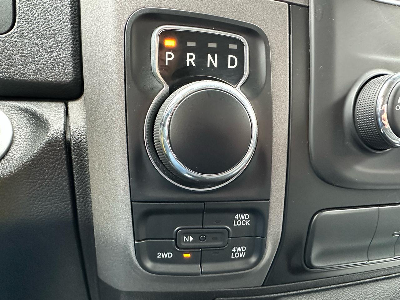 RAM 1500 Classic Tradesman Quad Cab 4WD 2019