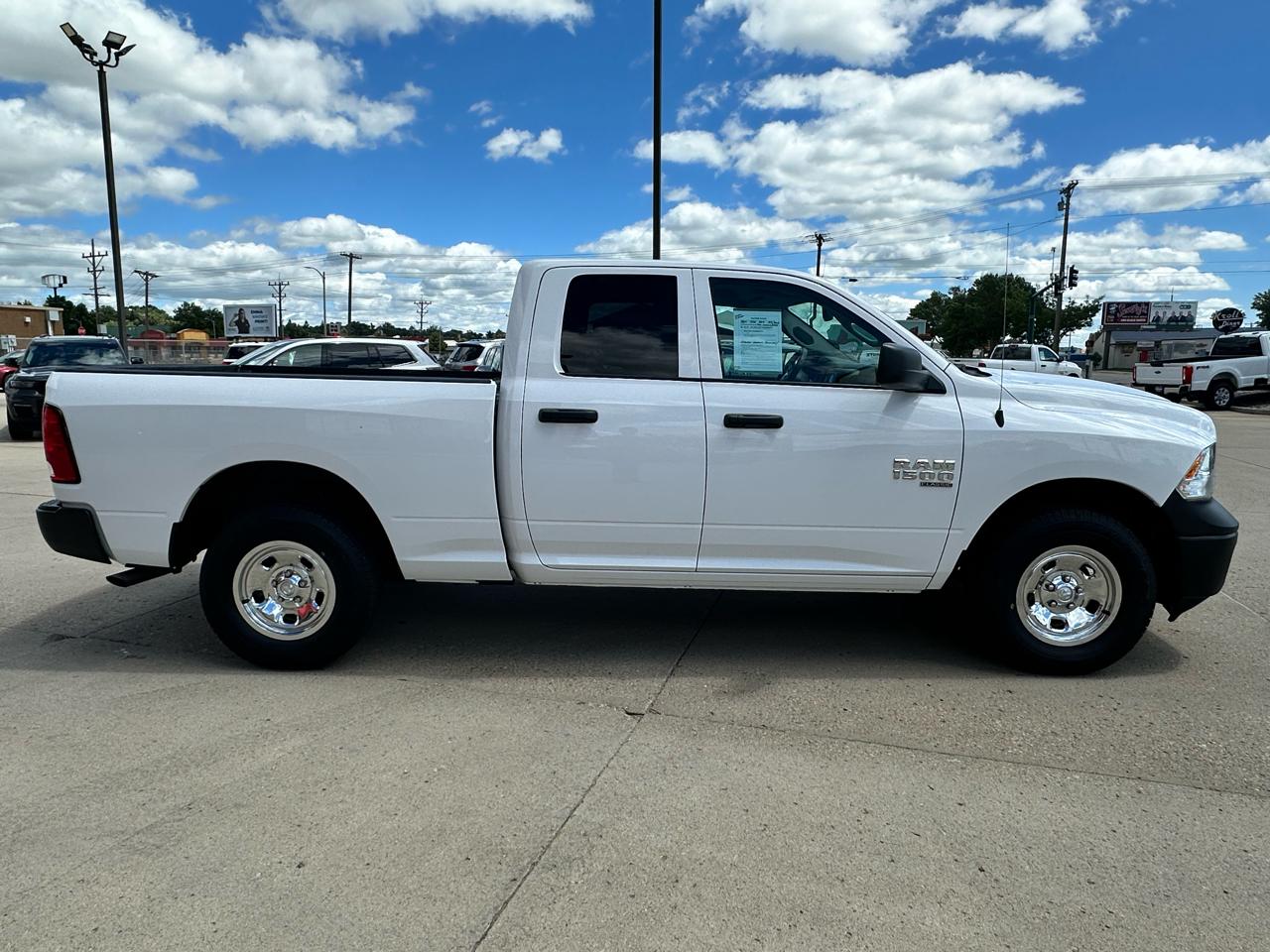 RAM 1500 Classic Tradesman Quad Cab 4WD 2019