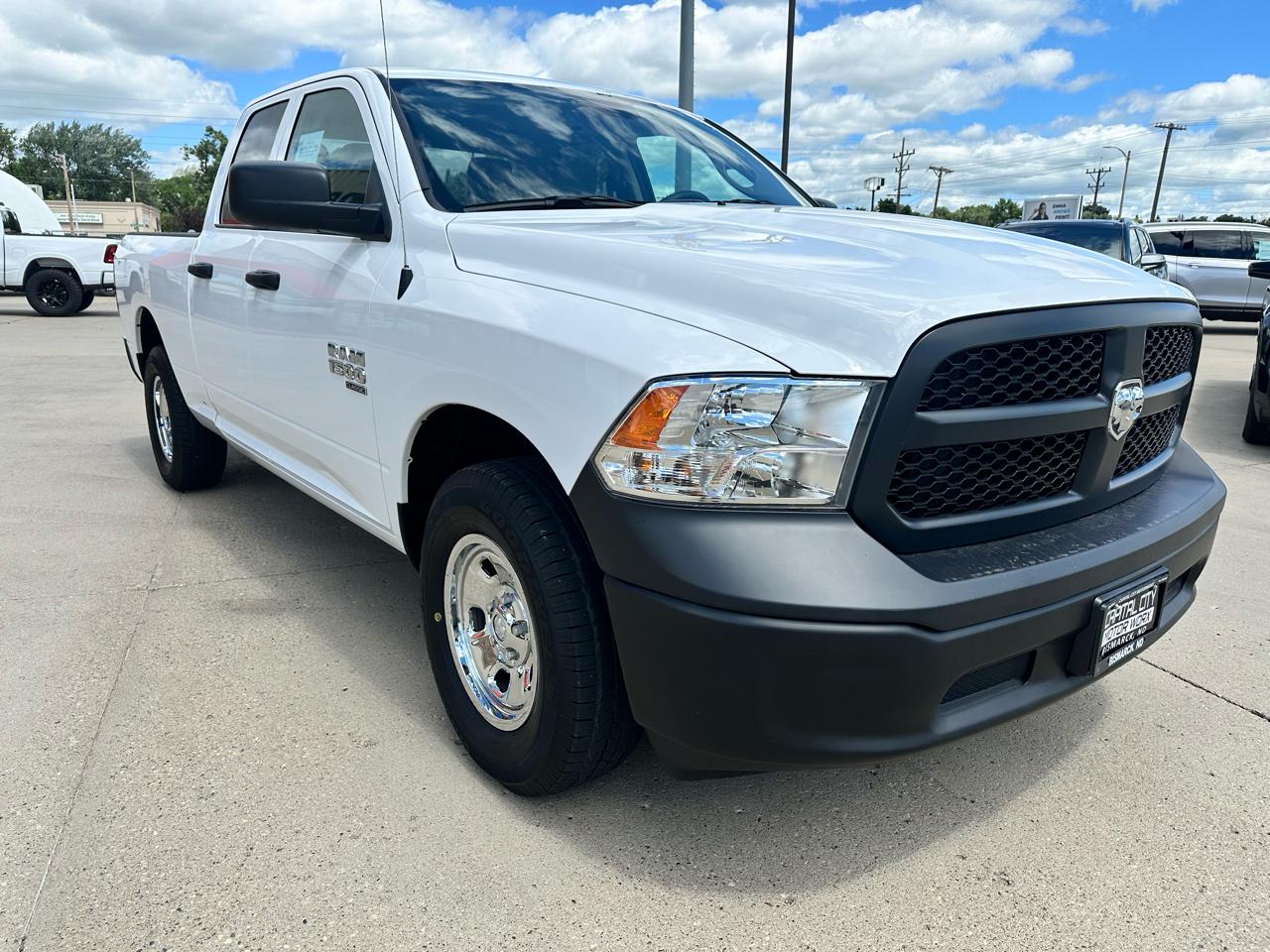 RAM 1500 Classic Tradesman Quad Cab 4WD 2019