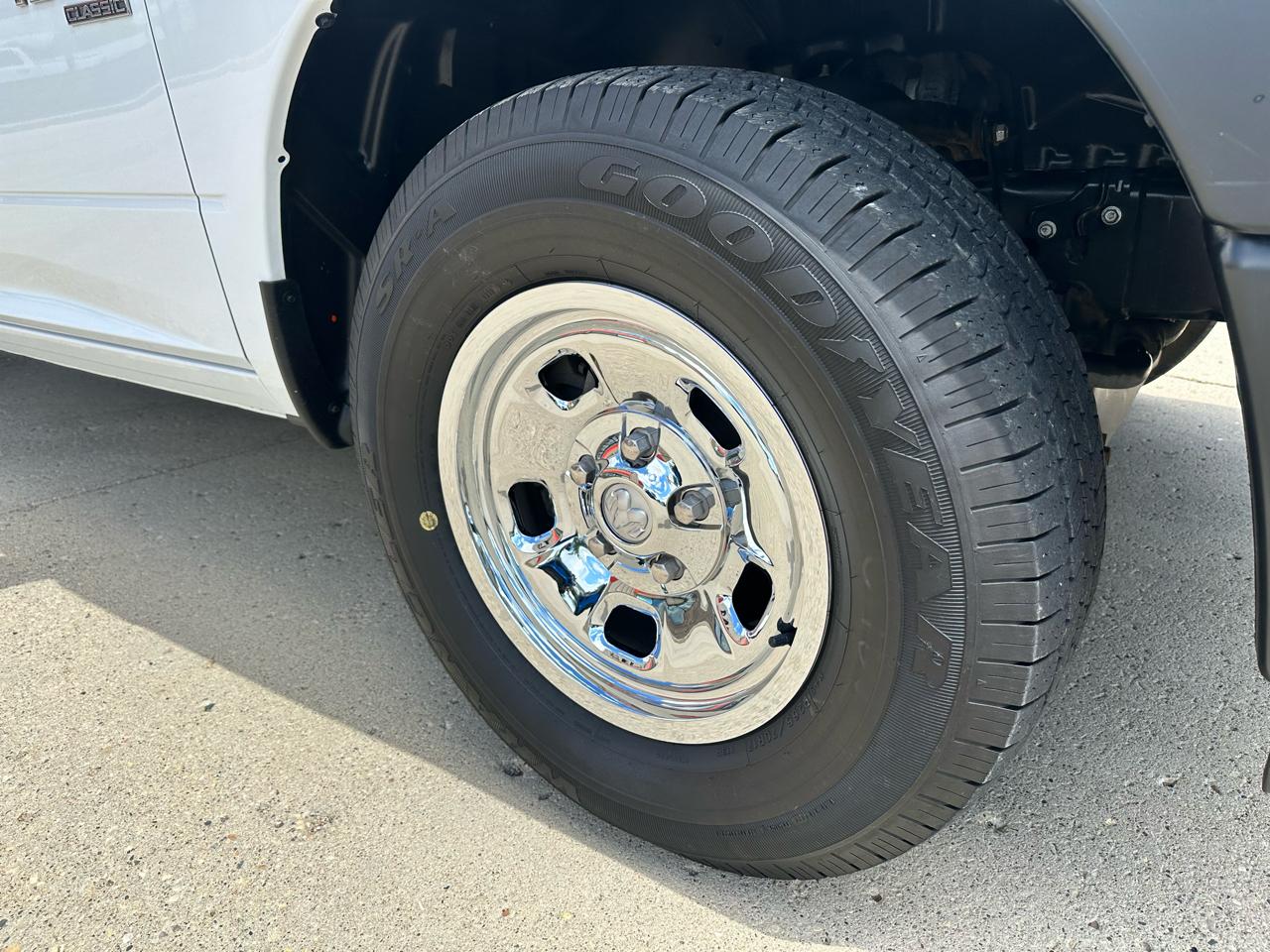 RAM 1500 Classic Tradesman Quad Cab 4WD 2019
