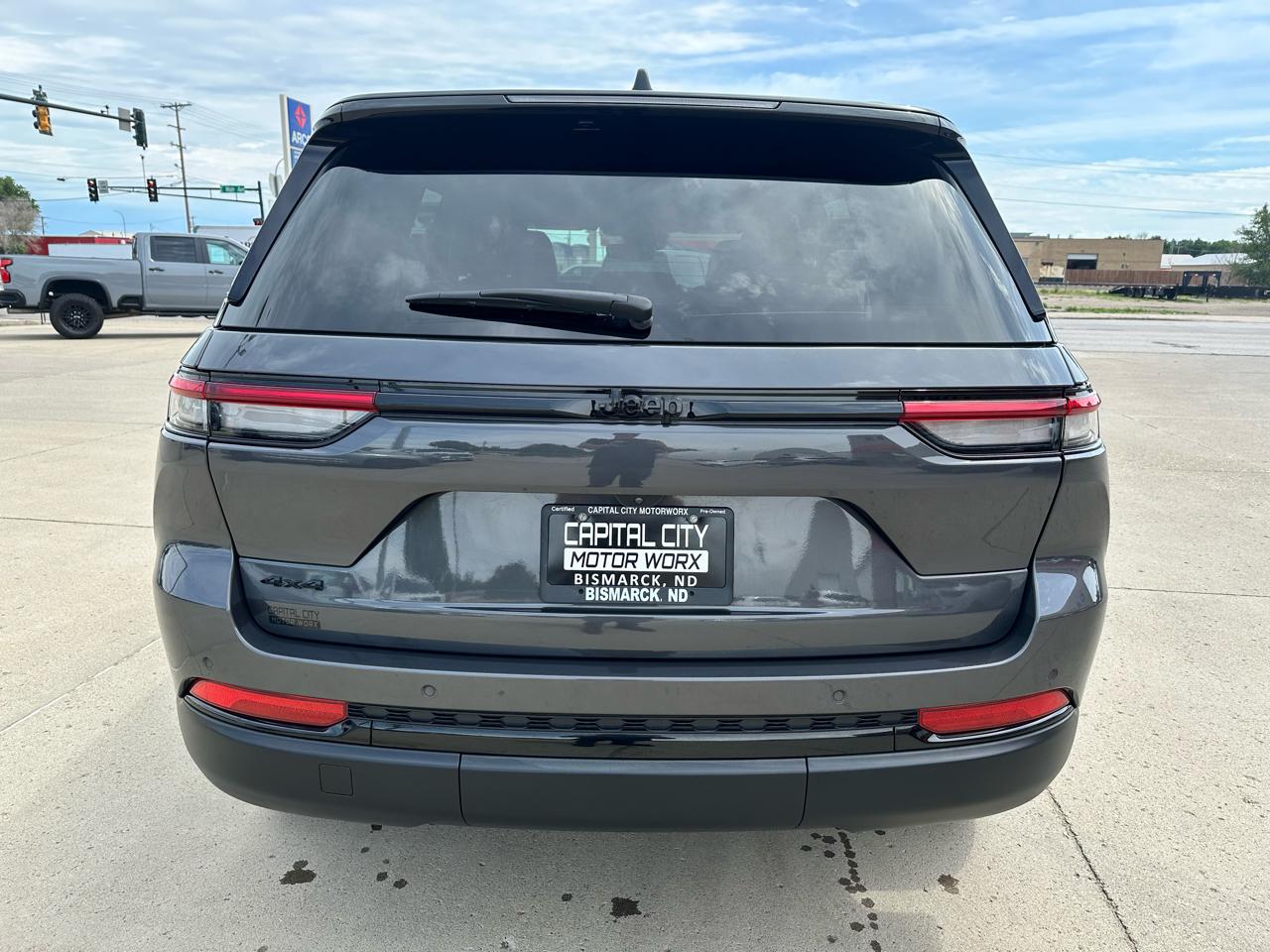 Jeep Grand Cherokee  2024