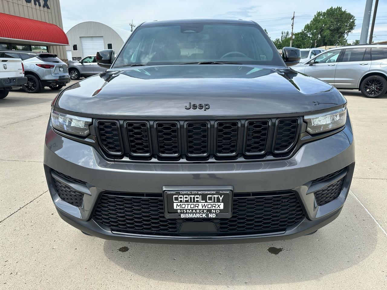 Jeep Grand Cherokee  2024