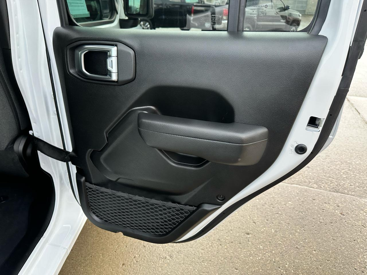 Jeep Gladiator  2025