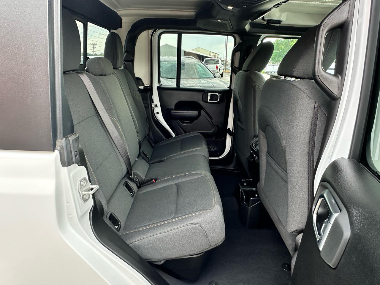 Jeep Gladiator  2025