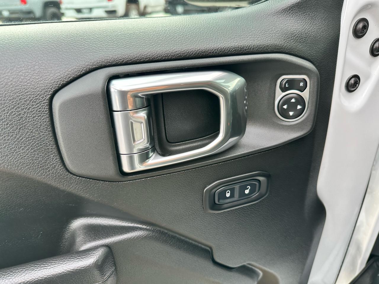 Jeep Gladiator  2025