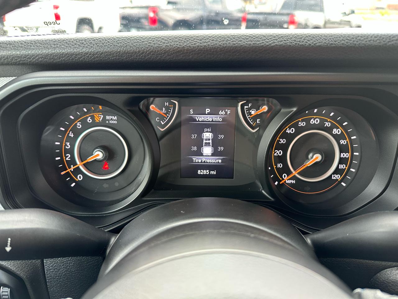 Jeep Gladiator  2025