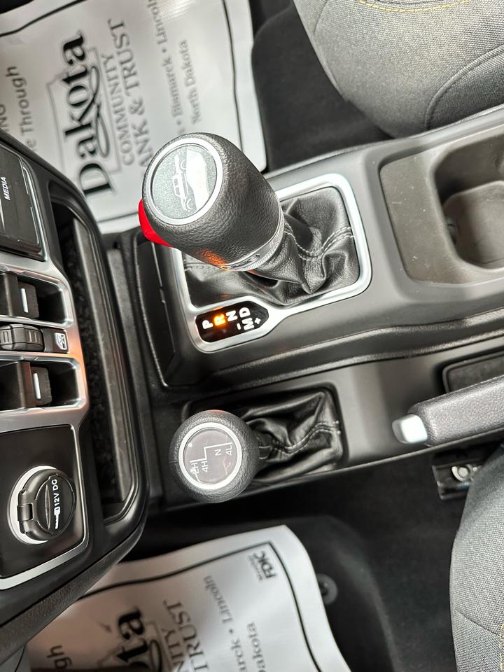 Jeep Gladiator  2025