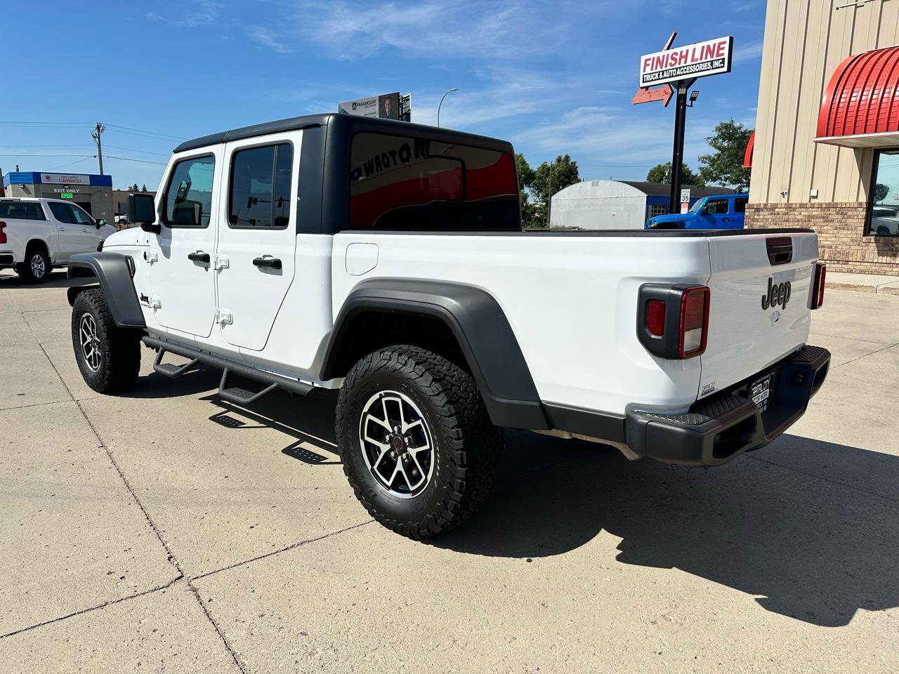 Jeep Gladiator  2025