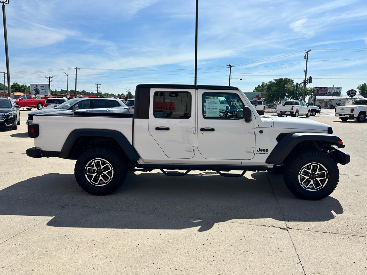 Jeep Gladiator  2025