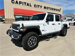 2025 Jeep Gladiator 