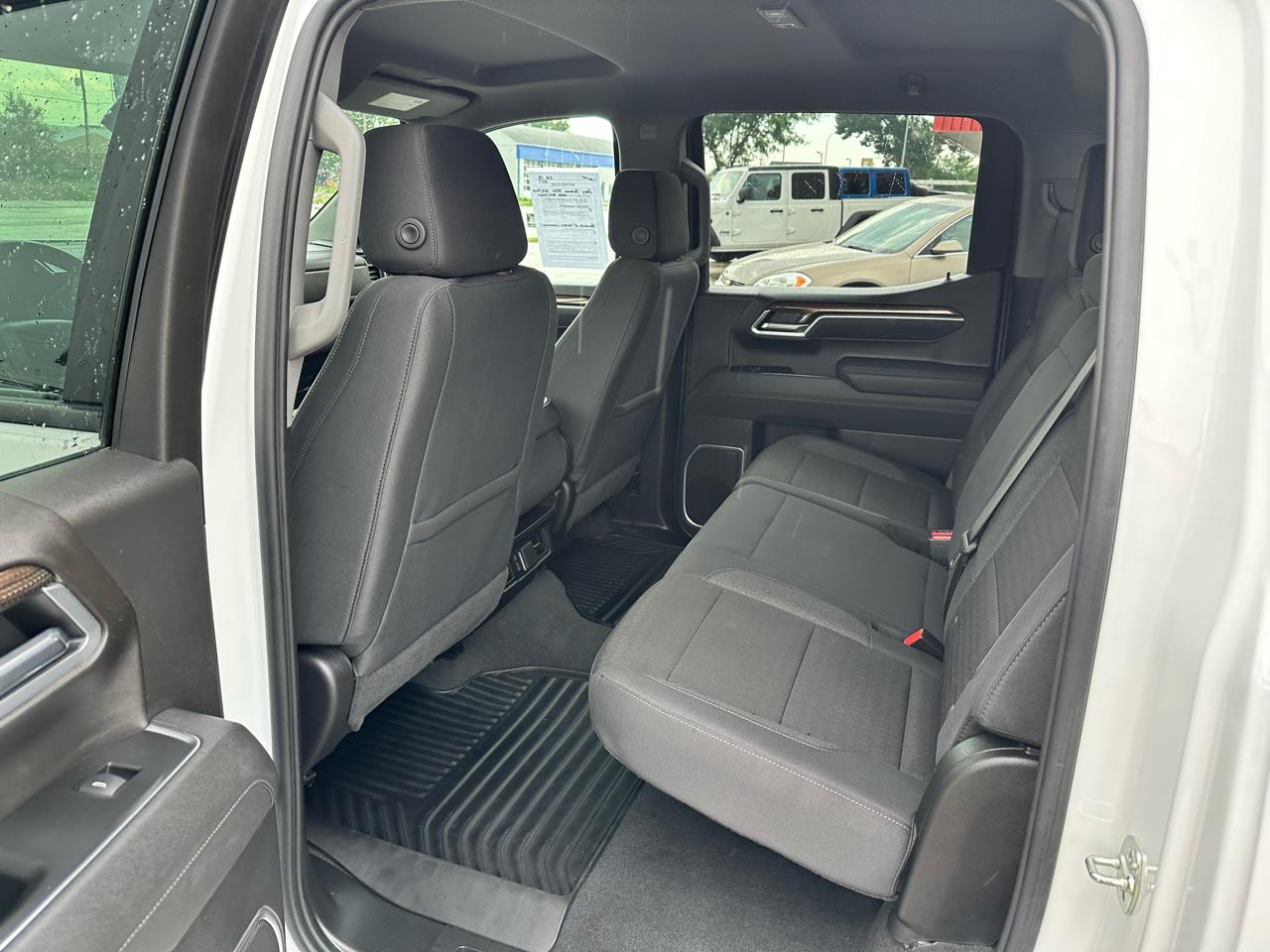 Chevrolet Silverado 1500 RST Crew Cab 4WD 2026