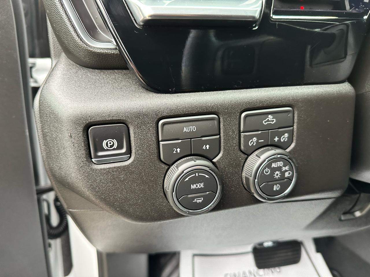 Chevrolet Silverado 1500 RST Crew Cab 4WD 2026
