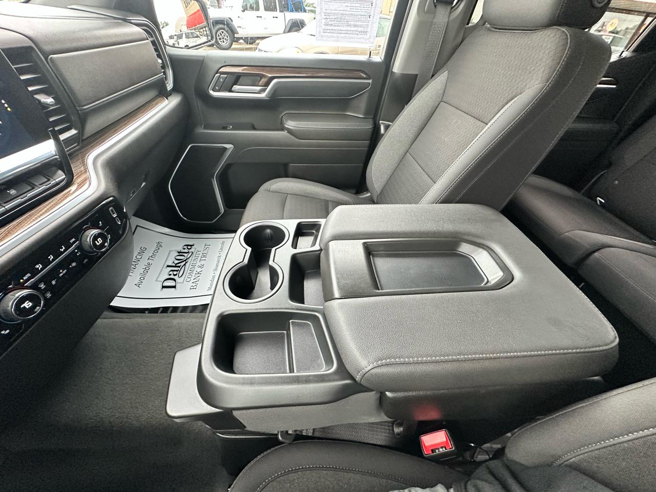 Chevrolet Silverado 1500 RST Crew Cab 4WD 2026