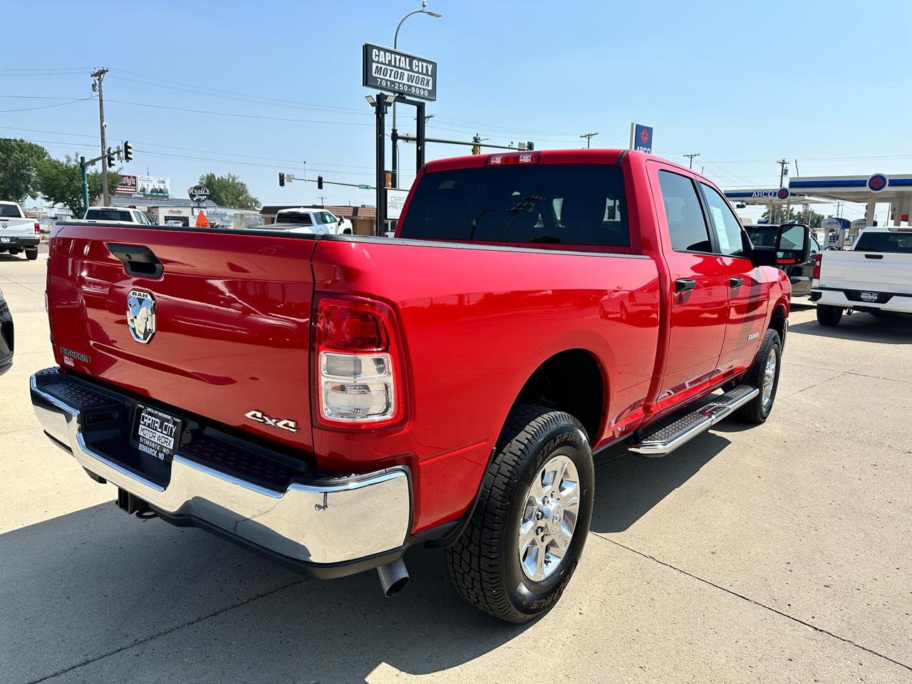 RAM 2500 Big Horn Crew Cab 4WD SWB 2024