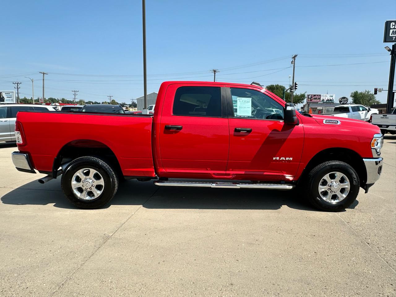 RAM 2500 Big Horn Crew Cab 4WD SWB 2024