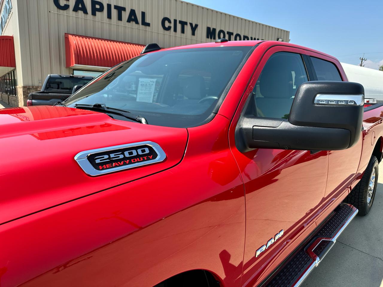 RAM 2500 Big Horn Crew Cab 4WD SWB 2024