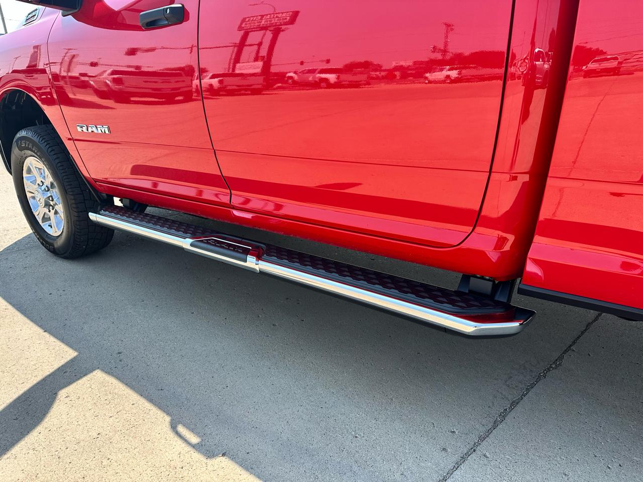 RAM 2500 Big Horn Crew Cab 4WD SWB 2024