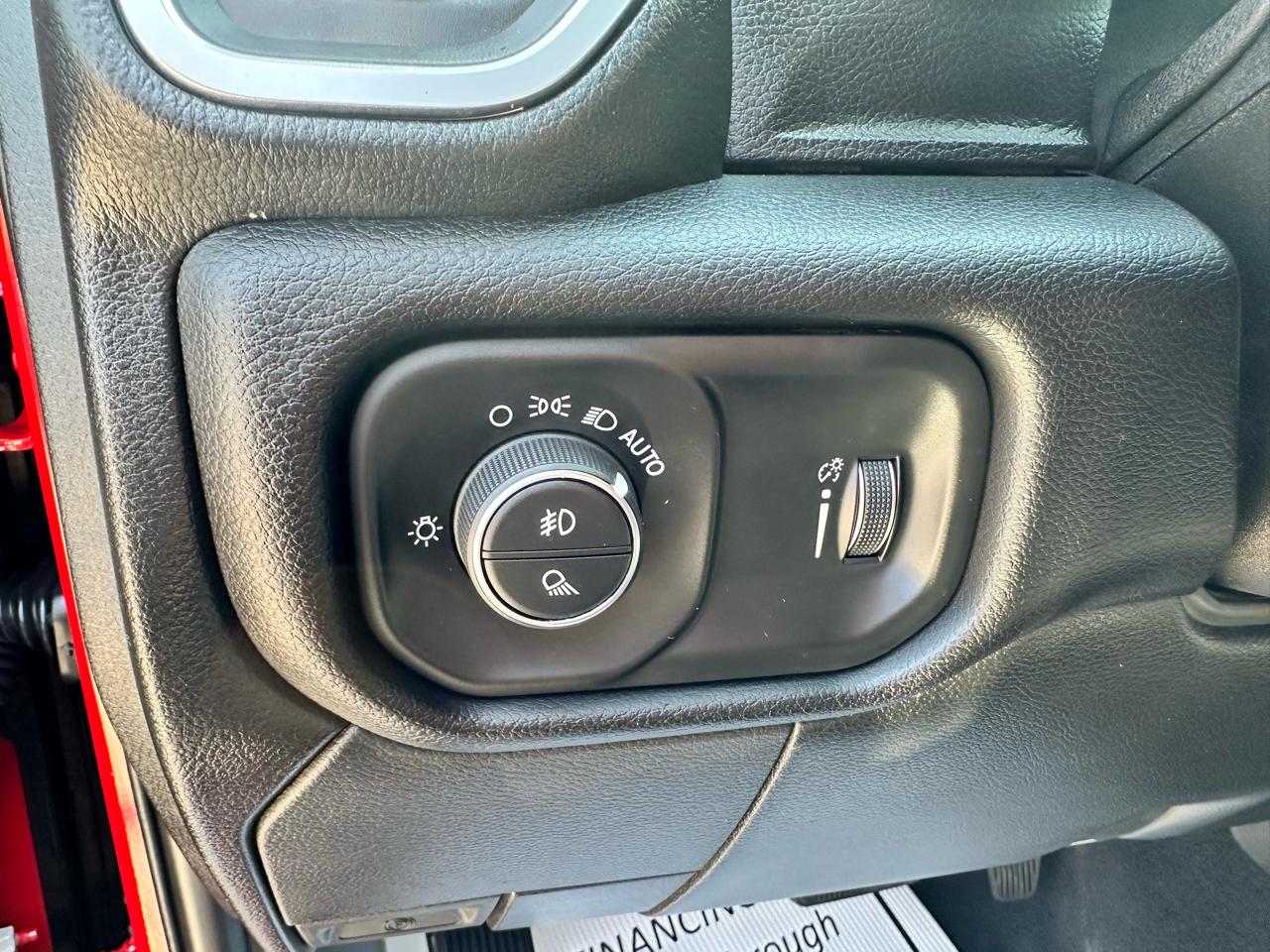 RAM 2500 Big Horn Crew Cab 4WD SWB 2024