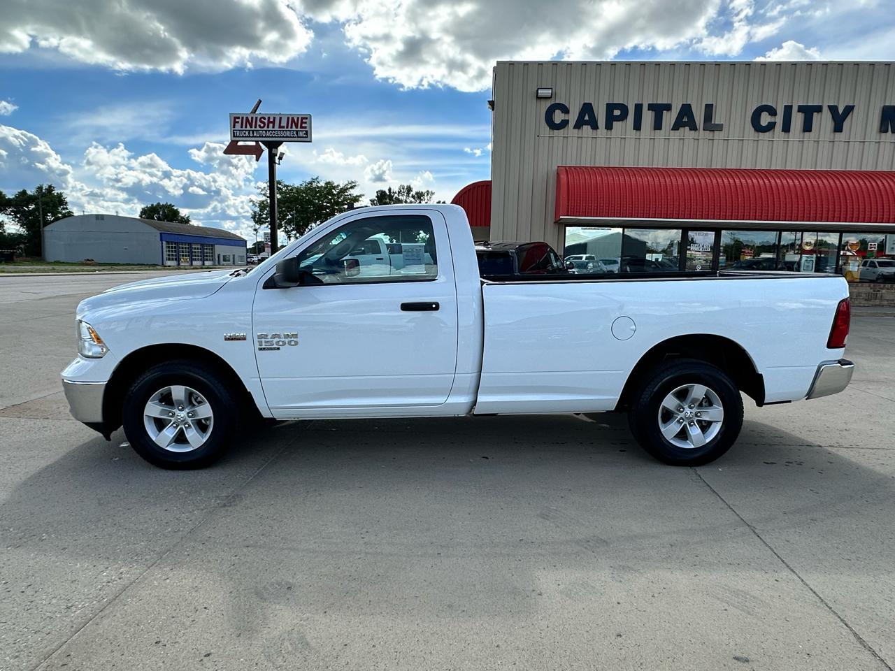 RAM 1500 Classic Tradesman Regular Cab LWB 4WD 2023