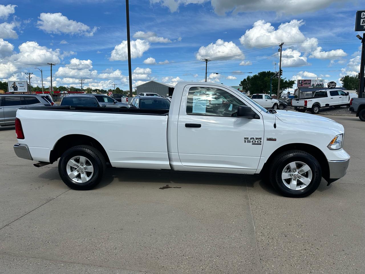 RAM 1500 Classic Tradesman Regular Cab LWB 4WD 2023
