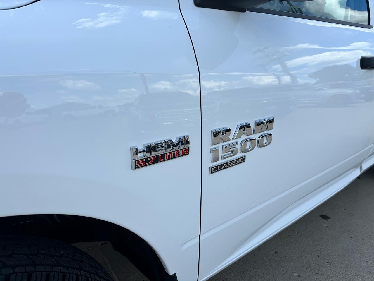 RAM 1500 Classic Tradesman Regular Cab LWB 4WD 2023