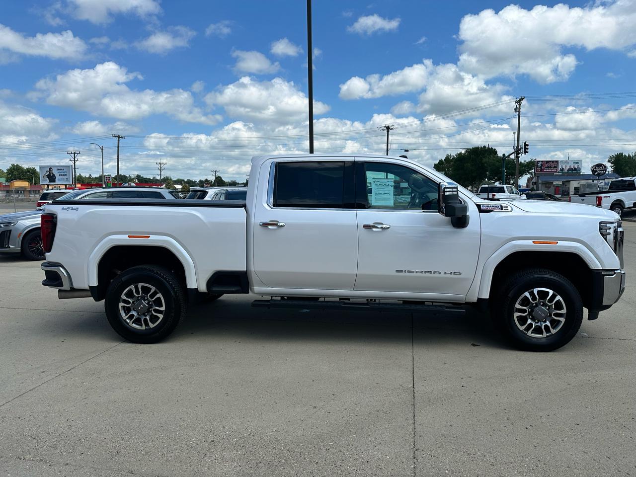 GMC Sierra 3500HD SLT Crew Cab 4WD 2025