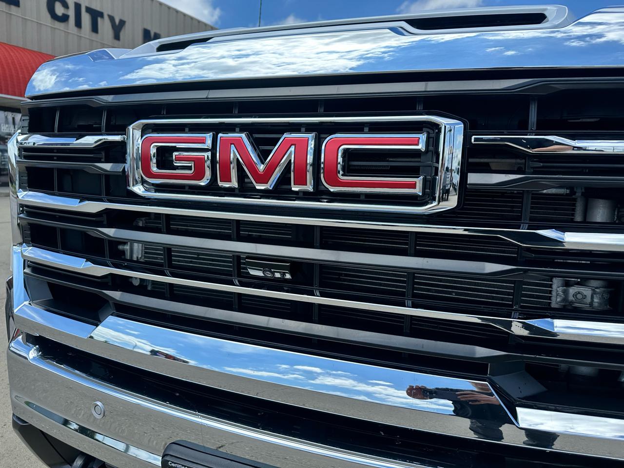 GMC Sierra 3500HD SLT Crew Cab 4WD 2025