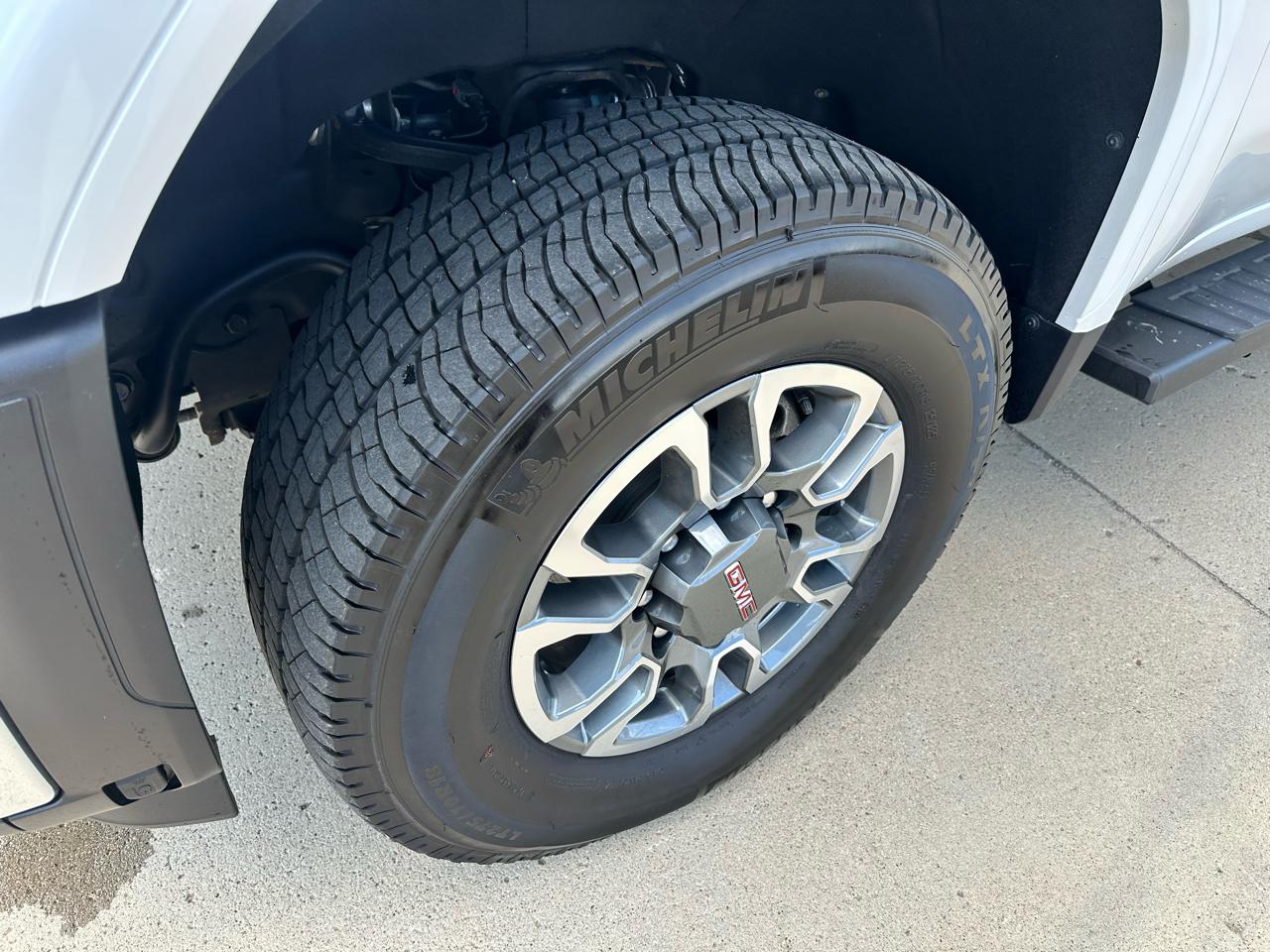 GMC Sierra 3500HD SLT Crew Cab 4WD 2025