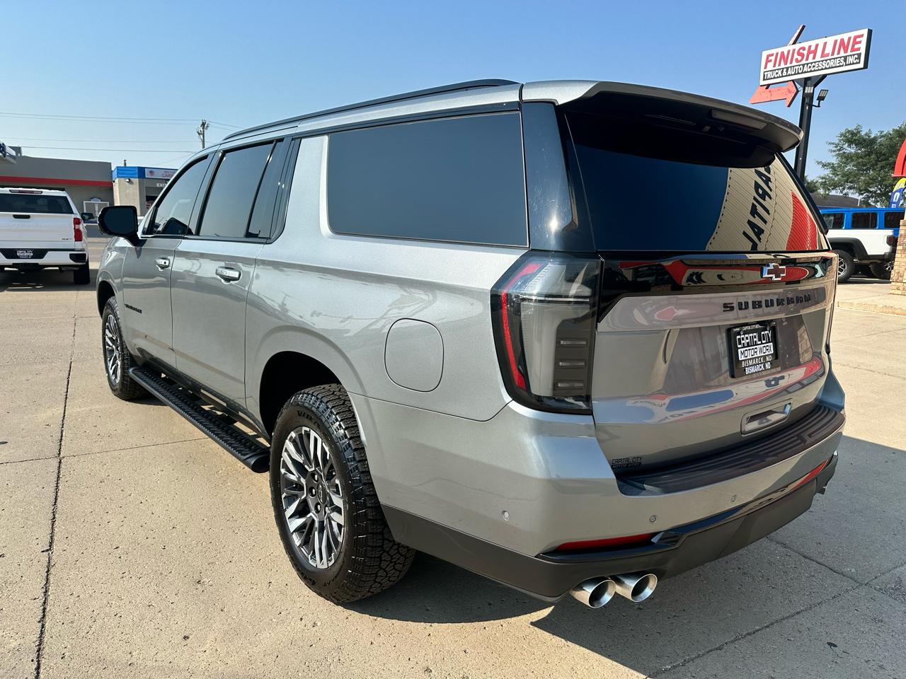 Chevrolet Suburban Z71 2026