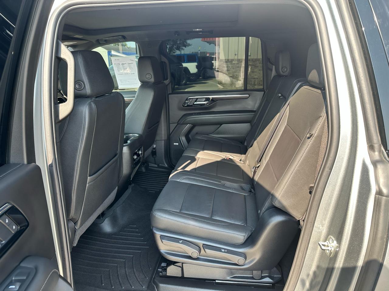 Chevrolet Suburban Z71 2026