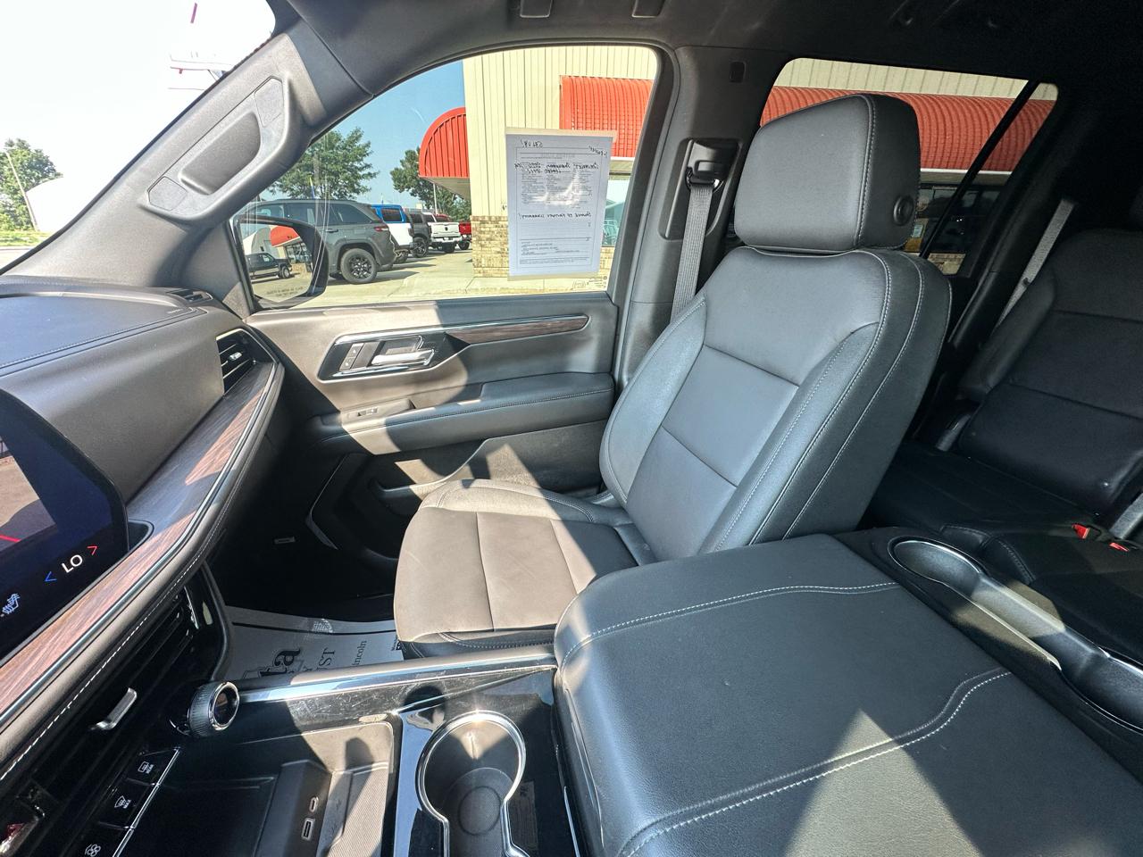 Chevrolet Suburban Z71 2026