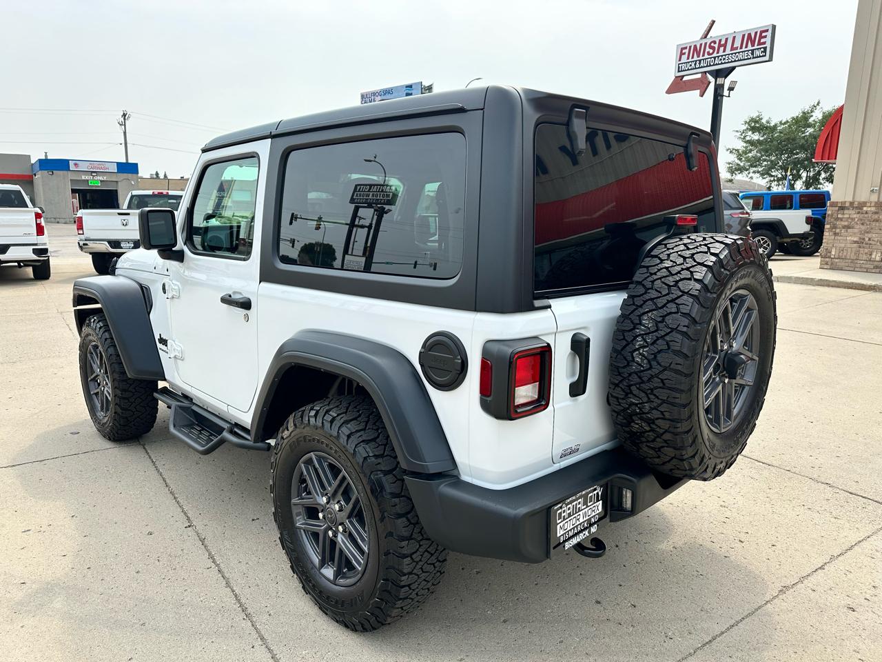 Jeep Wrangler Sport S 2024