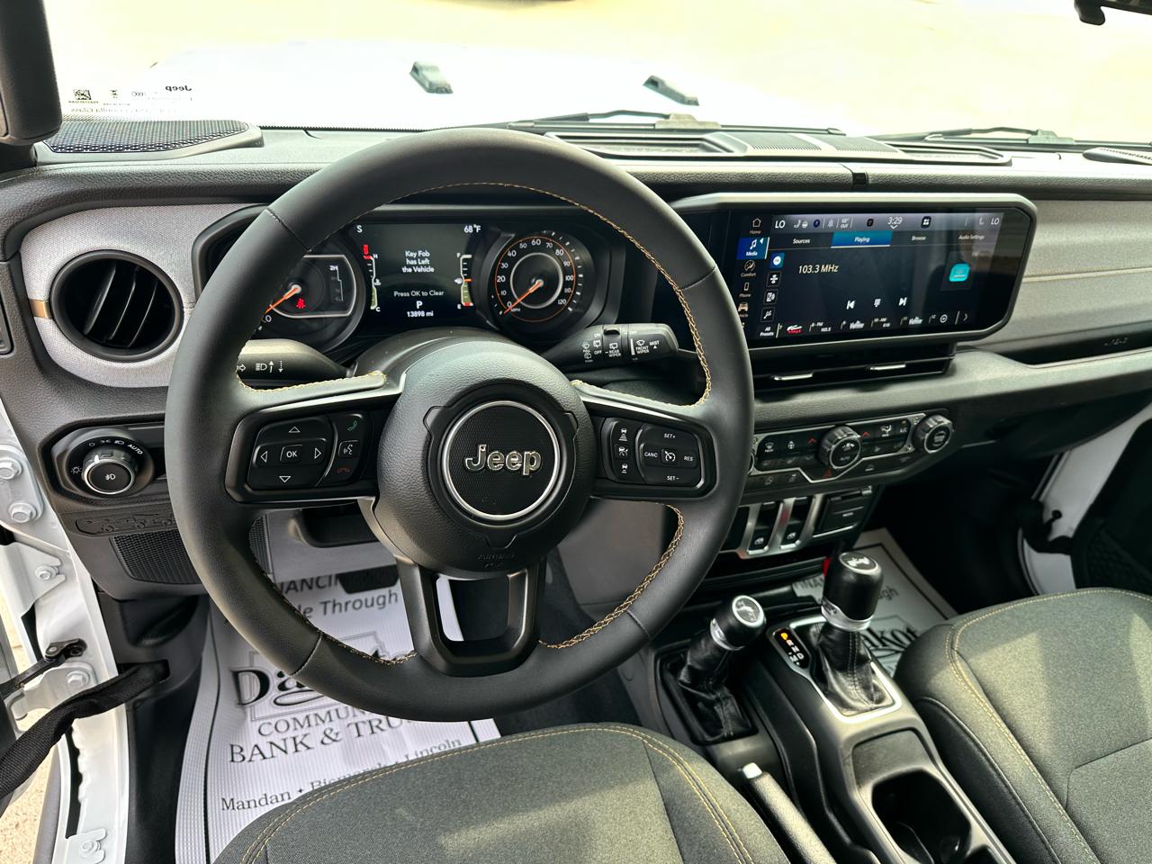 Jeep Wrangler Sport S 2024